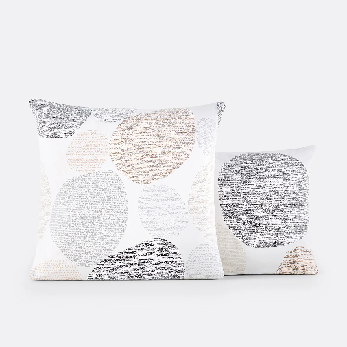 Galet Spotted 100% Cotton Pillowcase – image 2