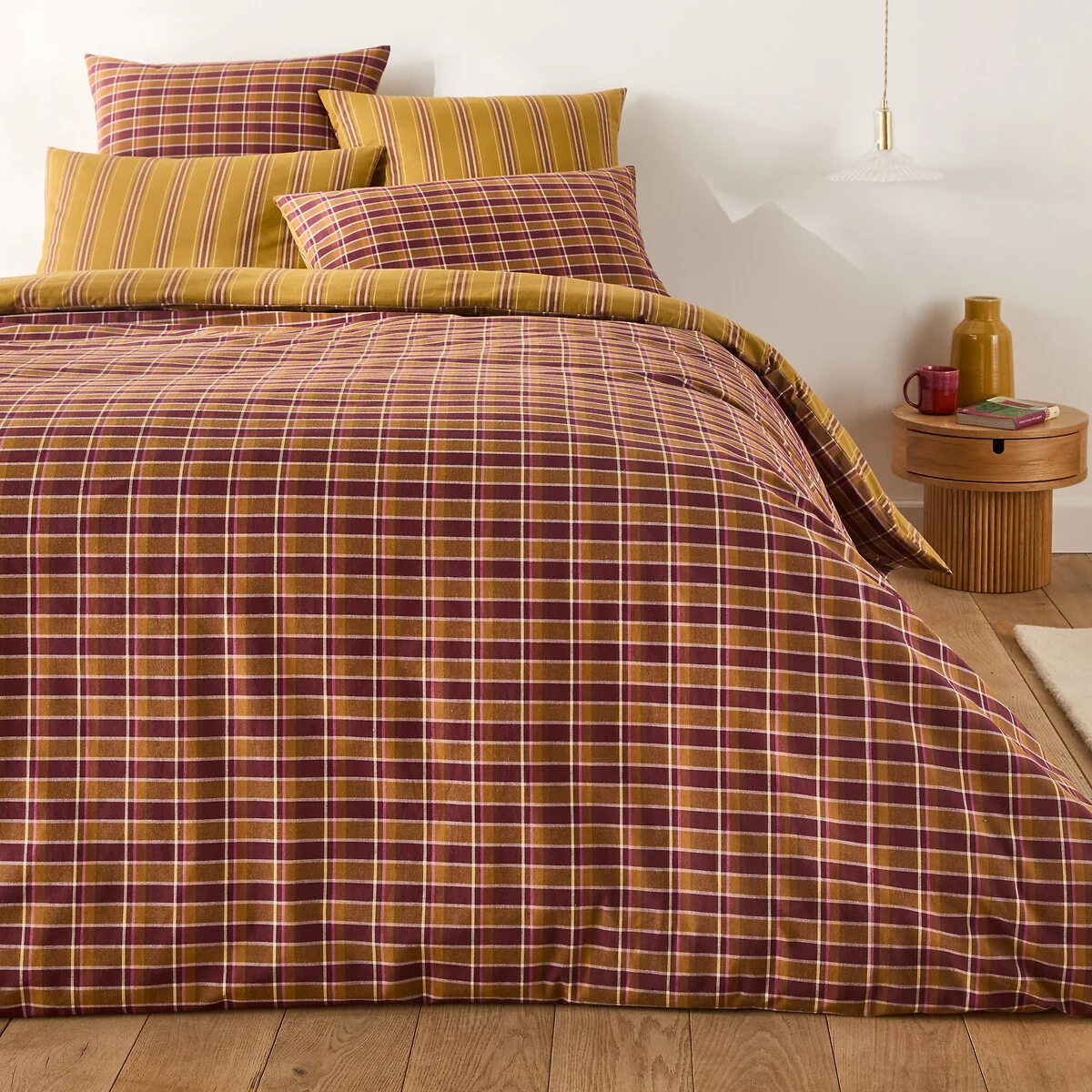 Oswald Washed Cotton Pillowcase – image 3