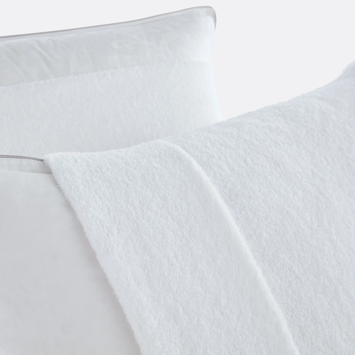 100% Cotton Terry Pillowcase – image 3