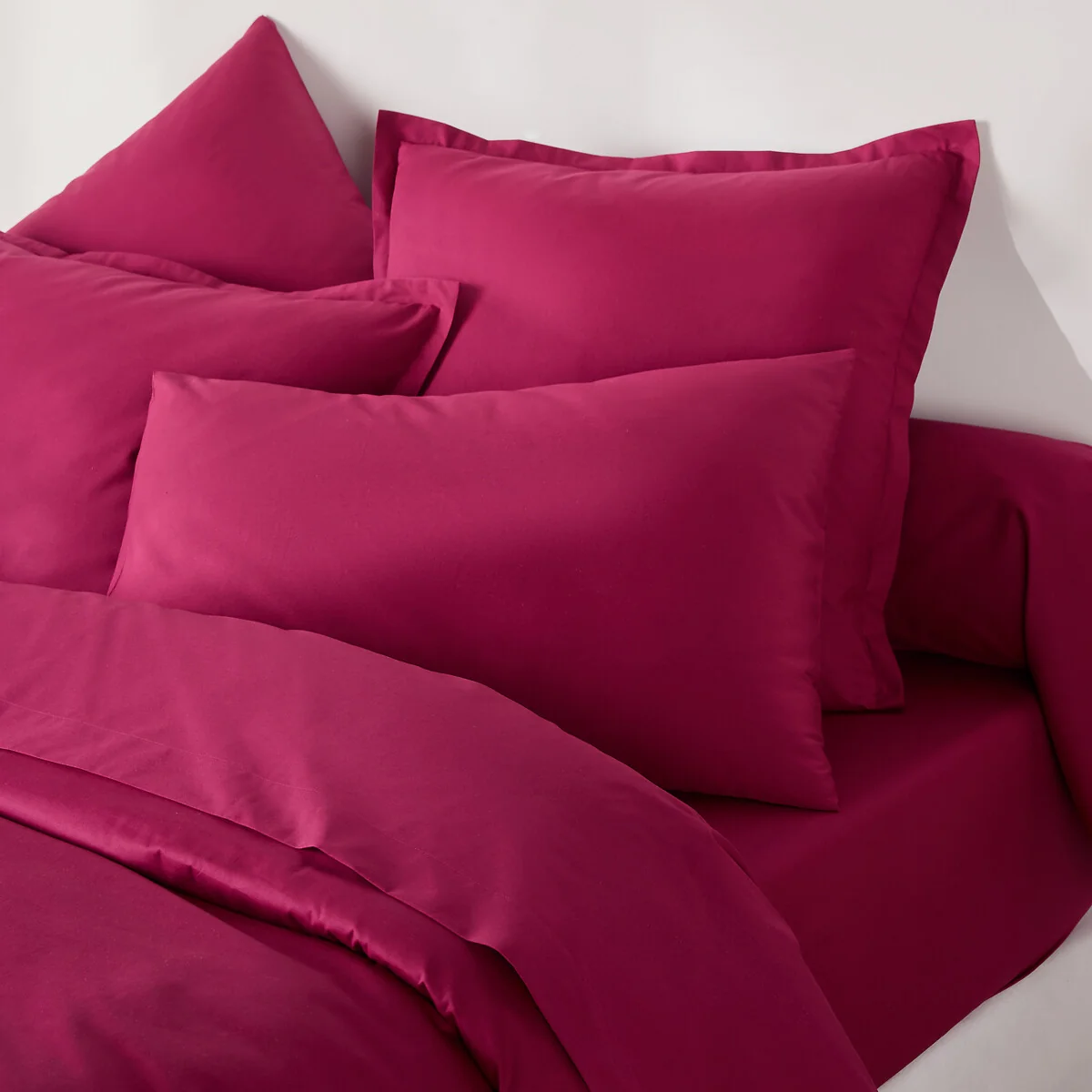 Scenario Cotton Percale 200 Thread Count Pillowcase – image 3