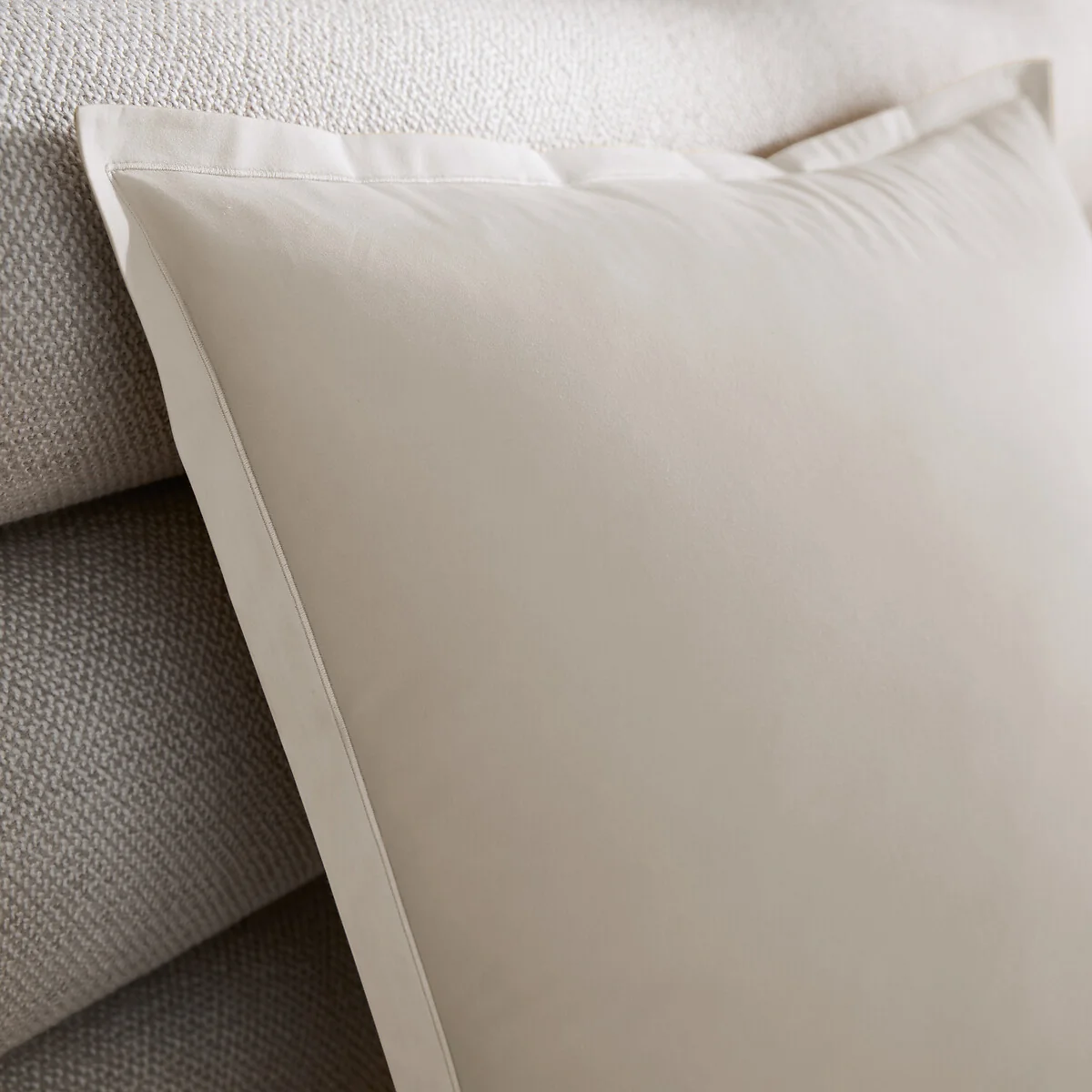 Veneto Cotton Percale 300 Thread Count Pillowcase – image 2