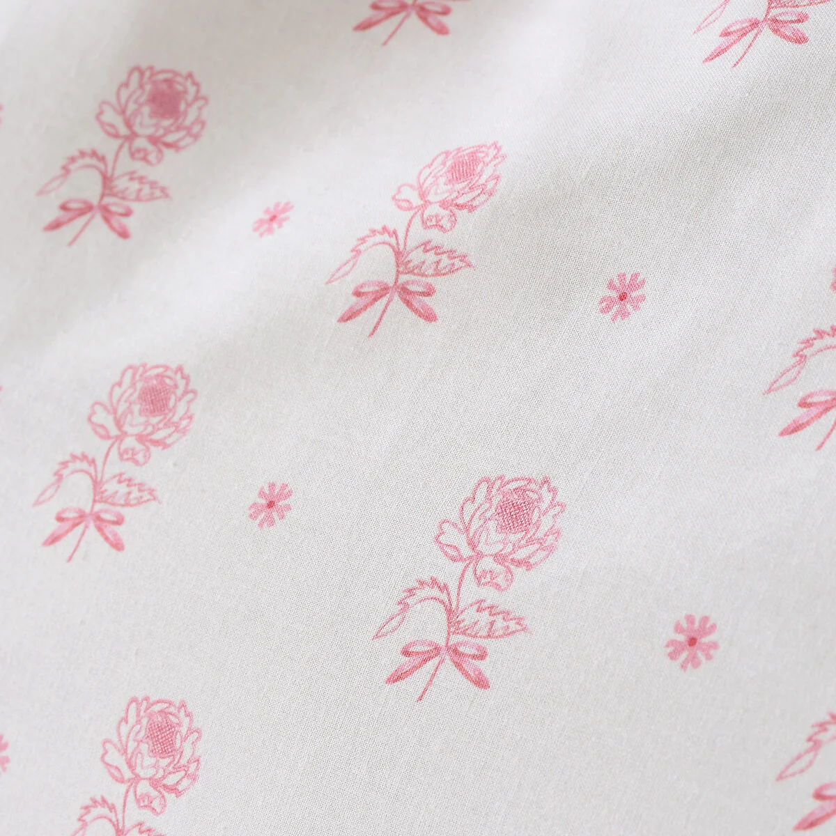 Spitalfield Bunches Cotton Pillowcase Pair – image 2