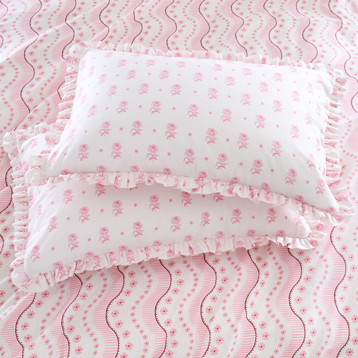Spitalfield Bunches Cotton Pillowcase Pair – image 1