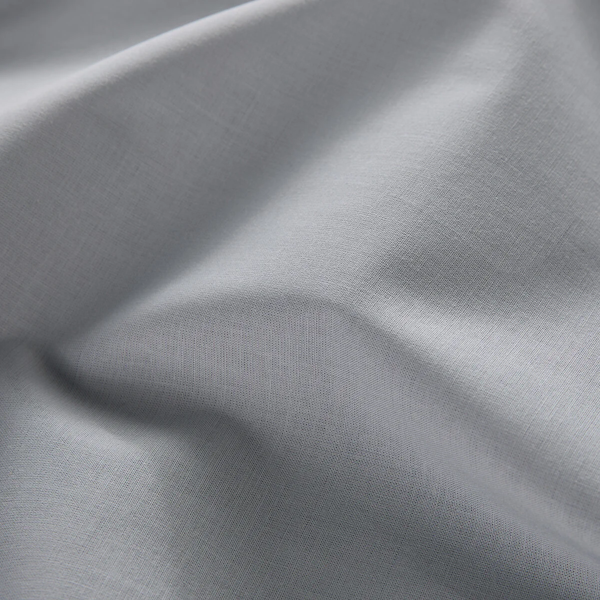 Scenario Plain Cotton Pillowcase with Tie Fastening – image 5