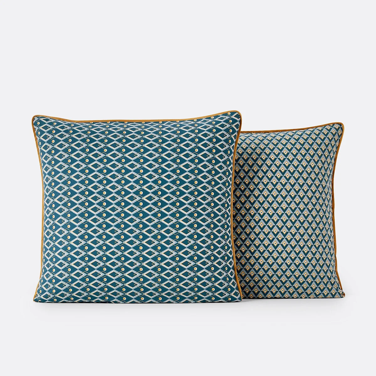 Pallazzo Graphic Cotton Pillowcase – image 4