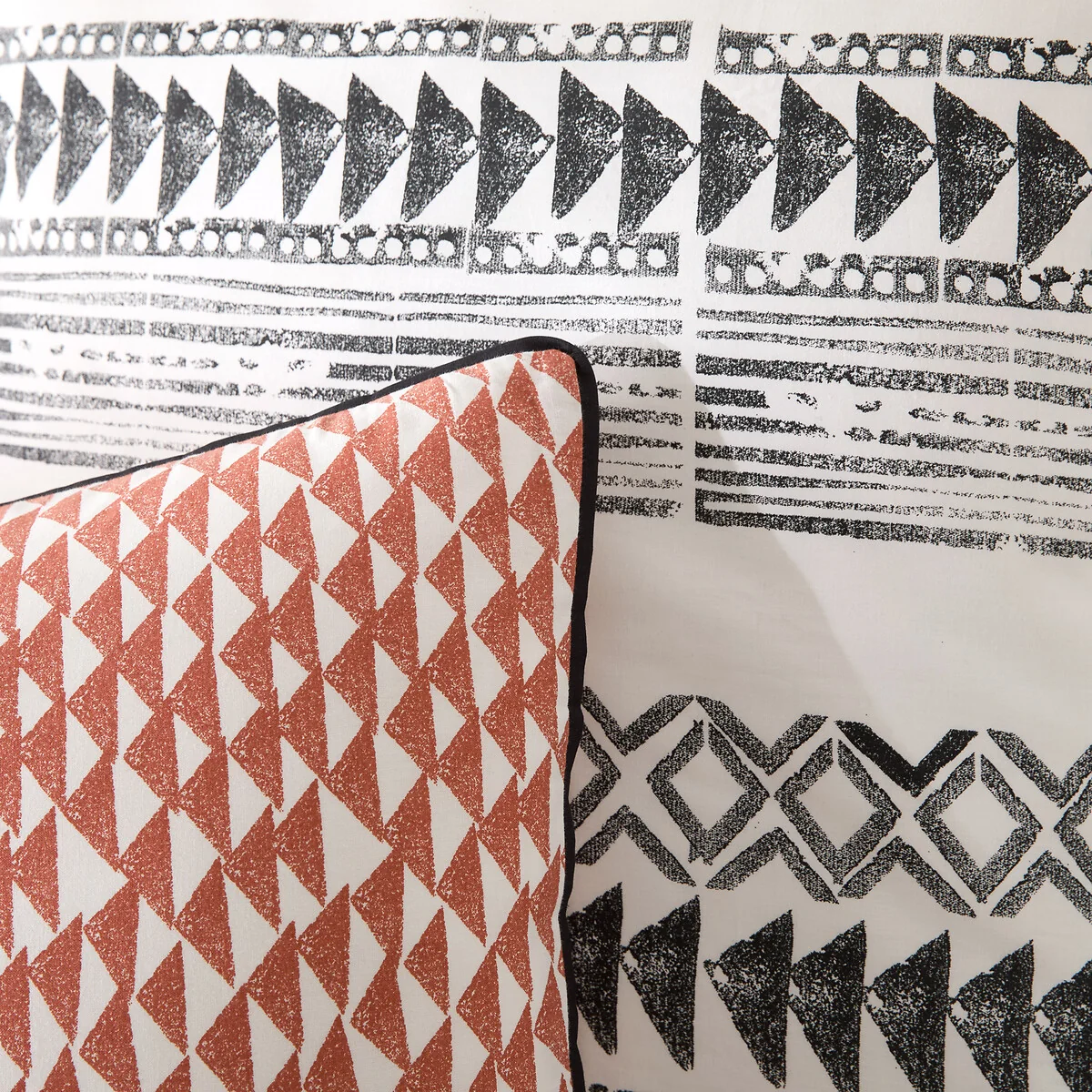 Tiebele Tribal 100% Cotton Pillowcase – image 5