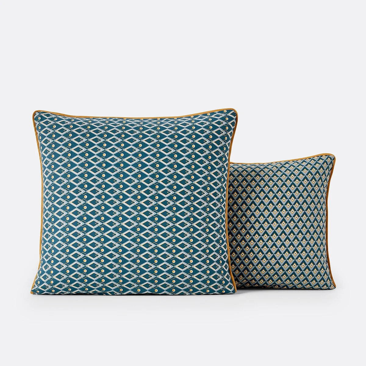 Pallazzo Graphic Cotton Pillowcase – image 2