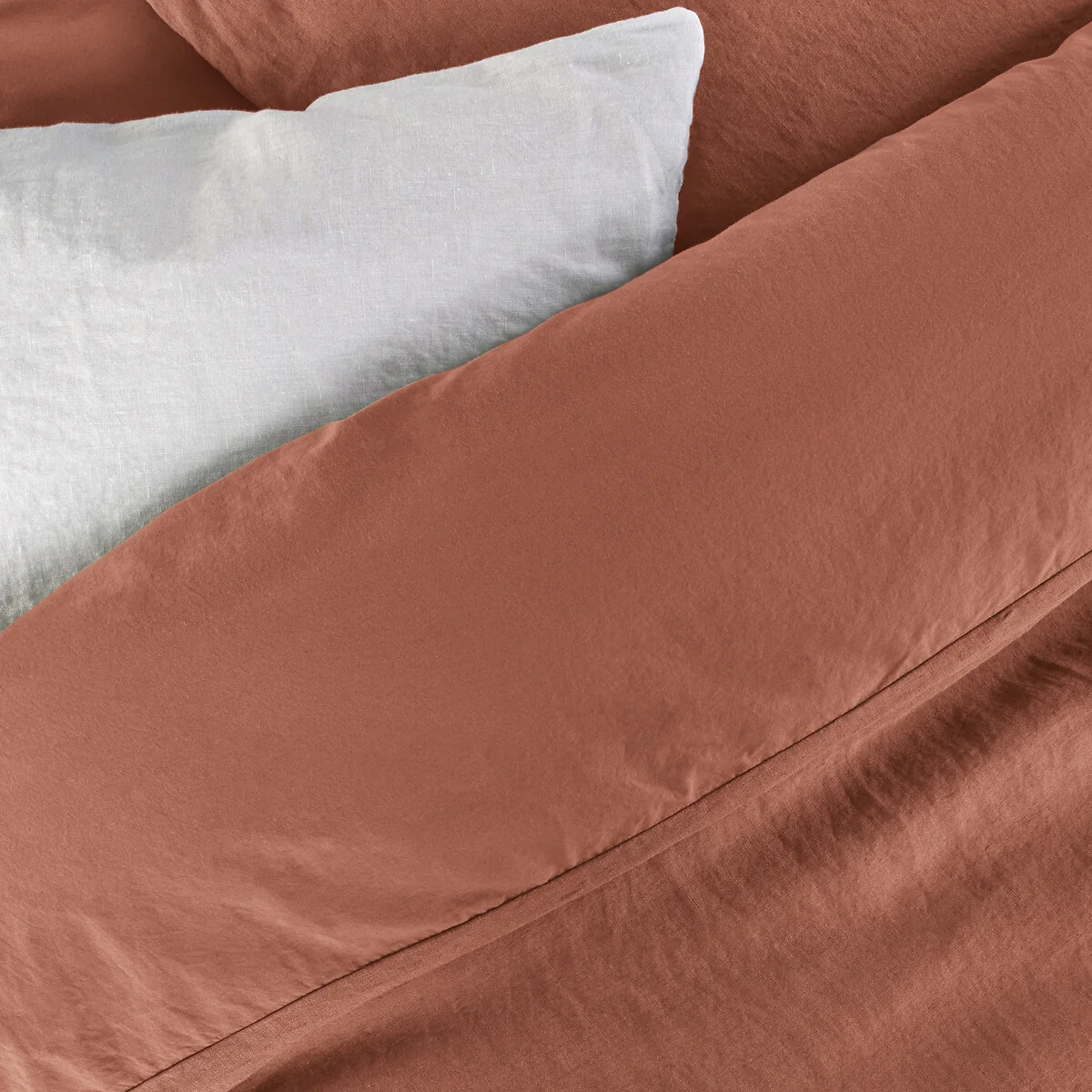 Annaba Two-Sided Washed Linen and Cotton Pillowcase – image 4