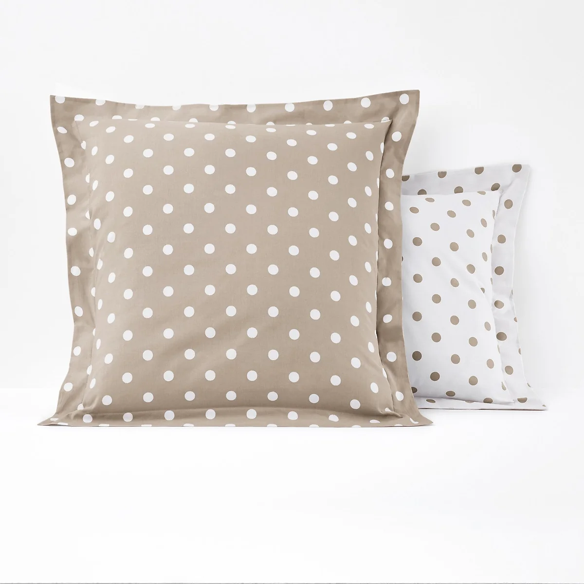 Clarisse Polka Dot 100% Cotton Pillowcase – image 1