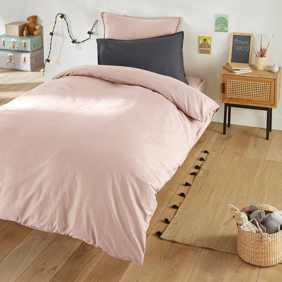 Scenario Plain 100% Washed Cotton Pillowcase – image 3