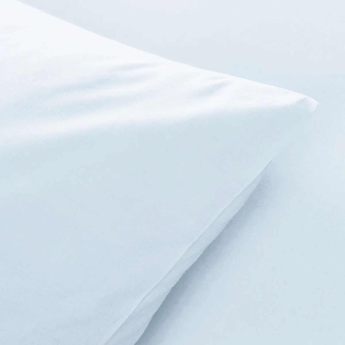 Scenario Plain Cotton Percale Pillowcase – image 3