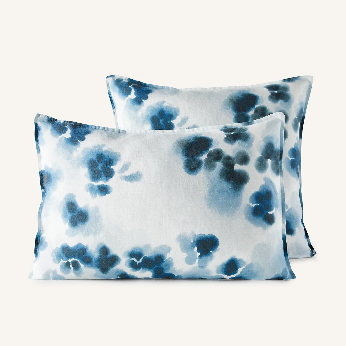 Magdalena Washed Linen Pillowcase – image 3