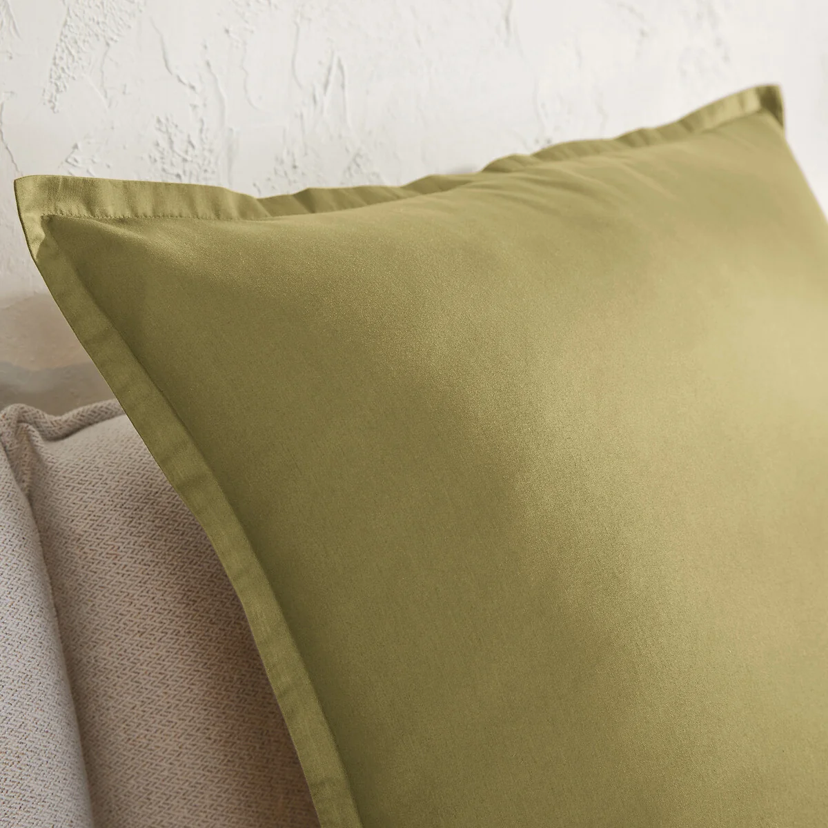 Saria Cotton Sateen Pillowcase – image 4