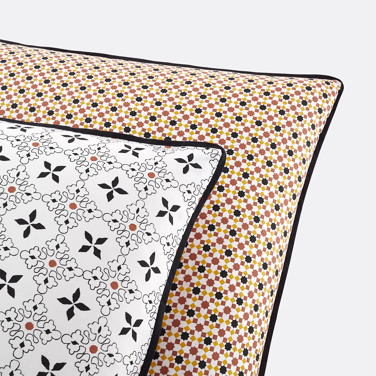 Teyben Tiled Print 100% Cotton Pillowcase – image 5