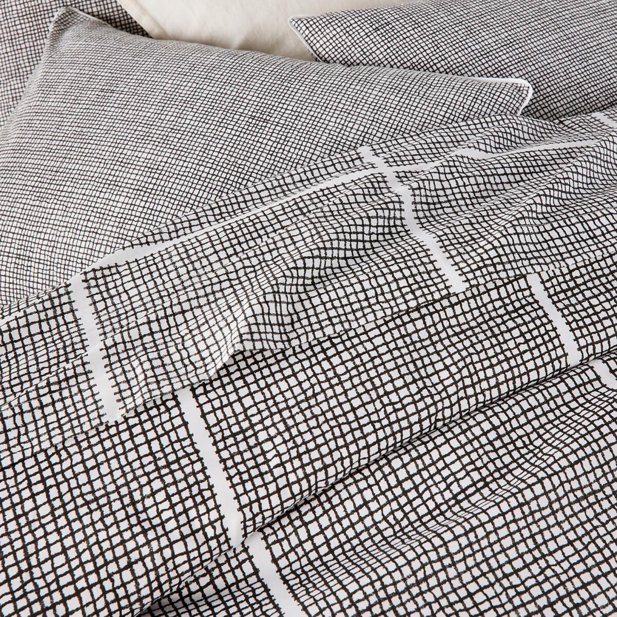Jinties Check Cotton Pillowcase – image 4