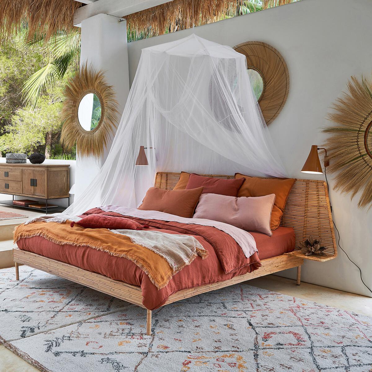 Helm Faded Hemp Pillowcase – image 3
