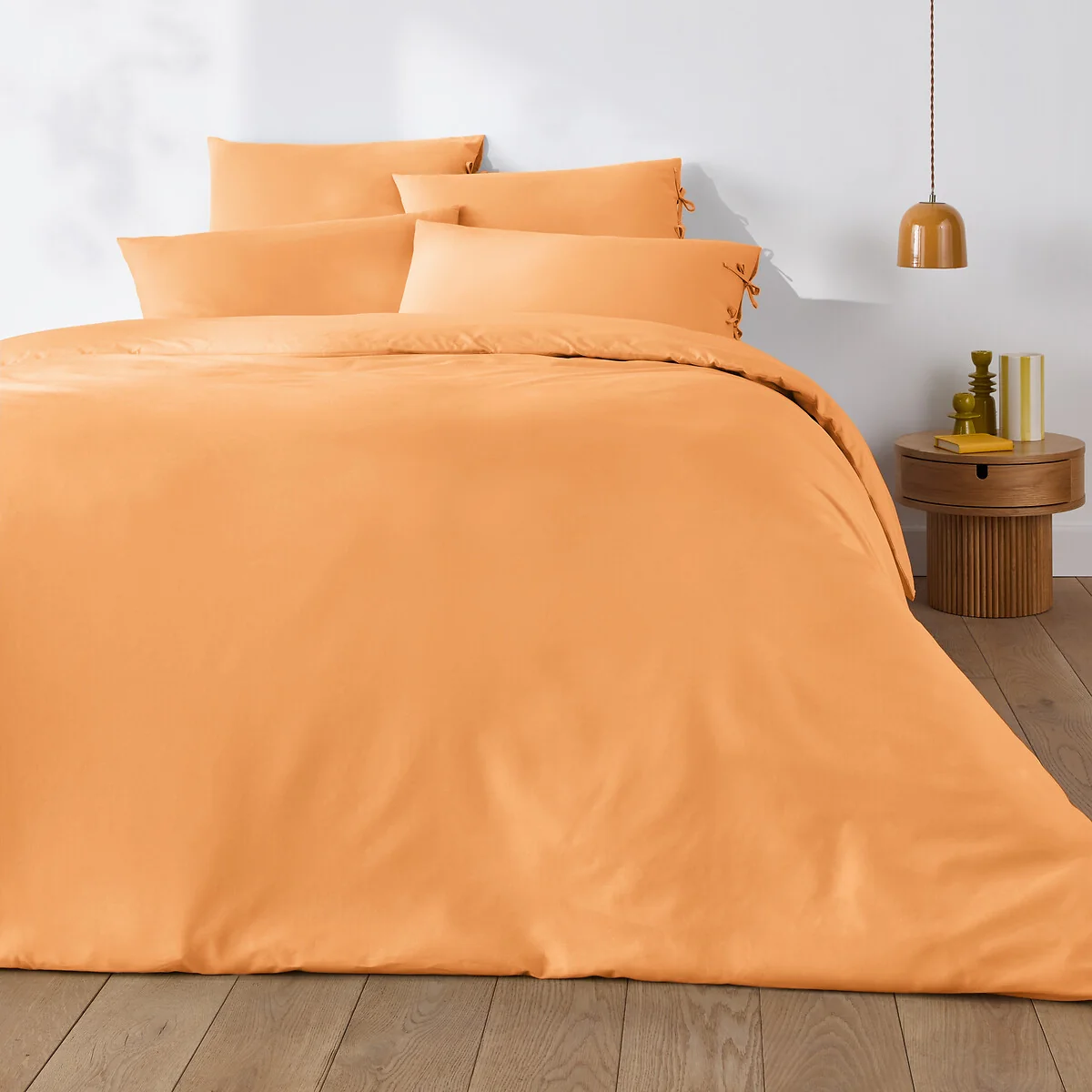 Scenario Plain Cotton Pillowcase with Tie Fastening – image 2