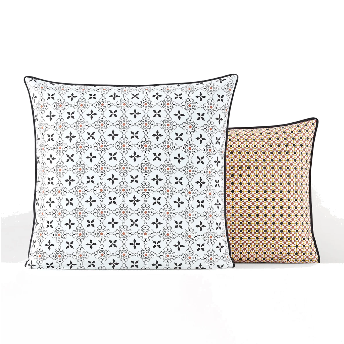 Teyben Tiled Print 100% Cotton Pillowcase – image 1