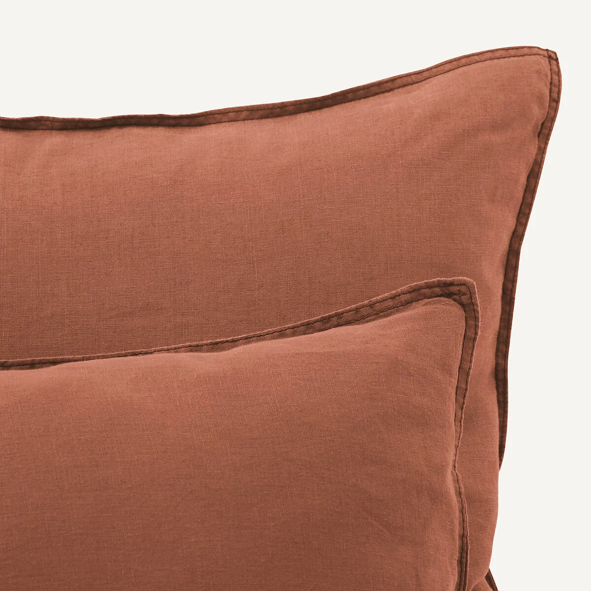 Helm 100% Washed Hemp Pillowcase – image 3