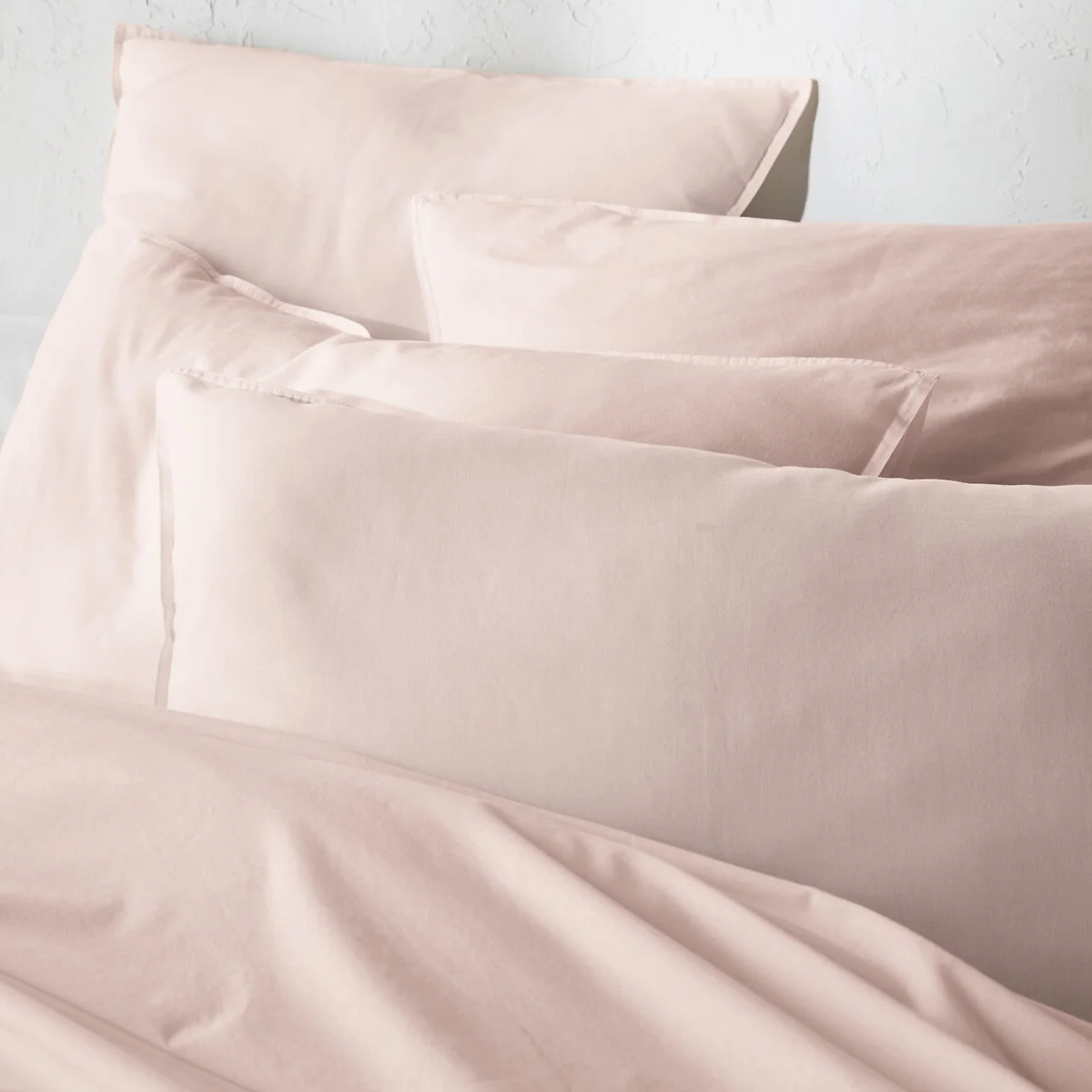 Scenario Plain 100% Washed Cotton Pillowcase – image 1