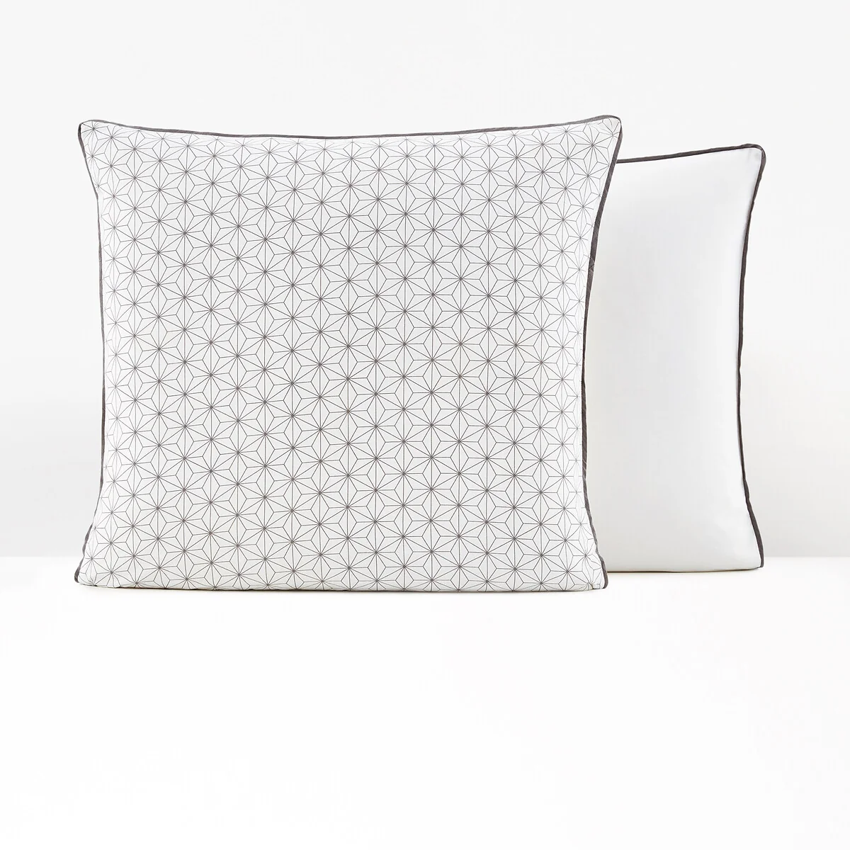Nordic Geometric 100% Cotton Pillowcase – image 3