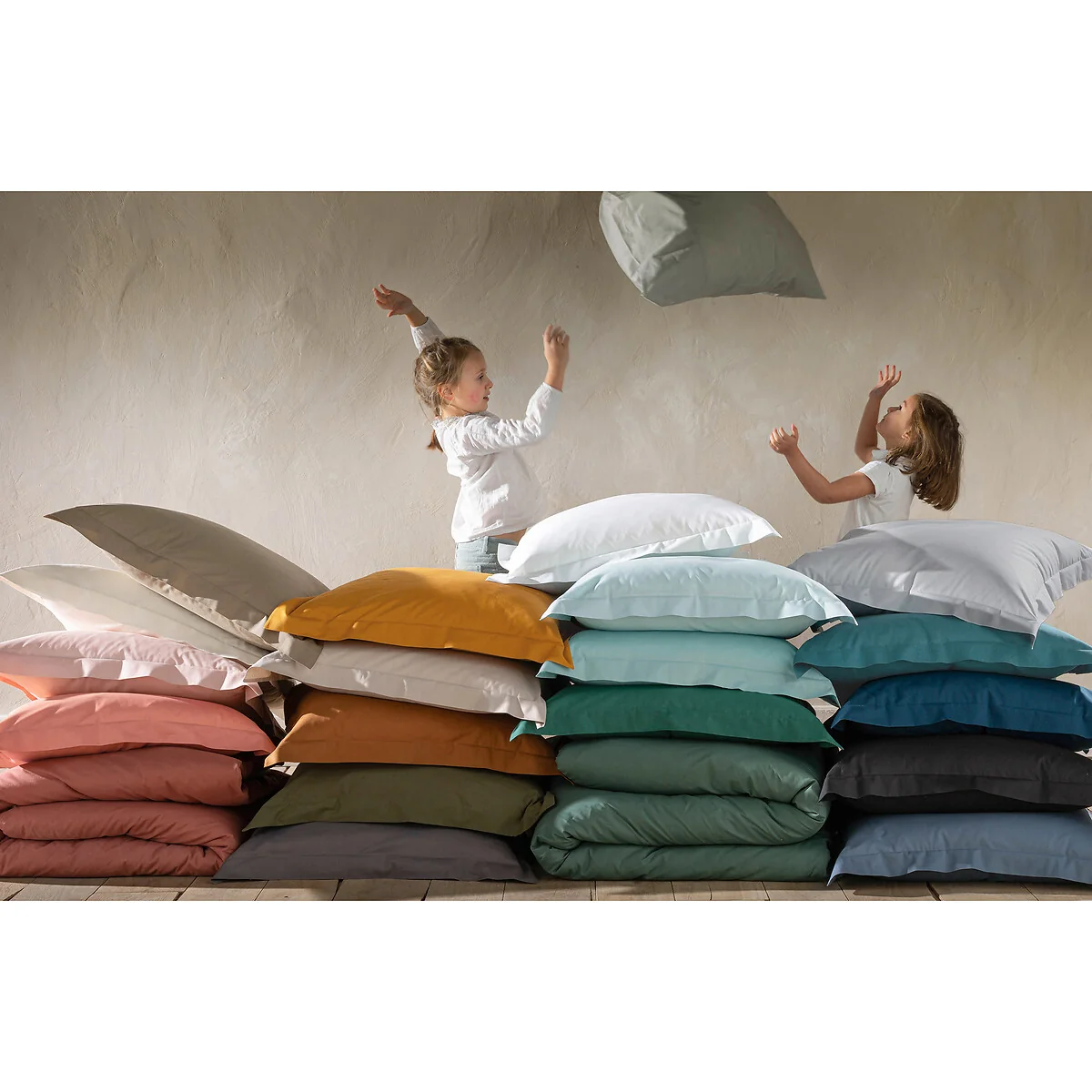 Scenario Plain Polycotton Pillowcase – image 6