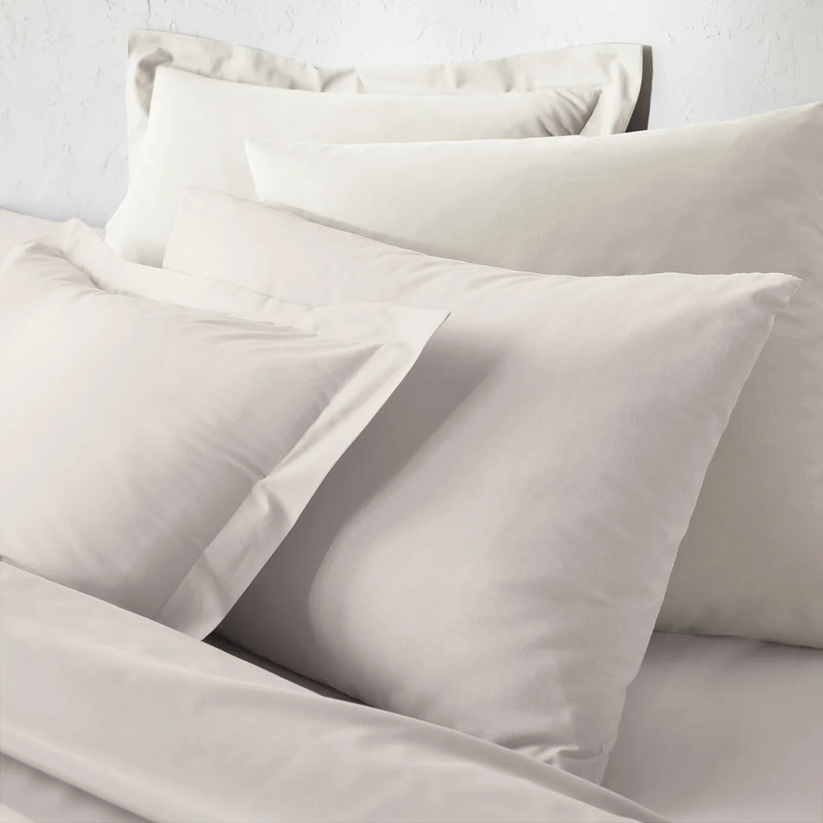 Scenario Plain Flounce 100% Organic Cotton Pillowcase – image 5