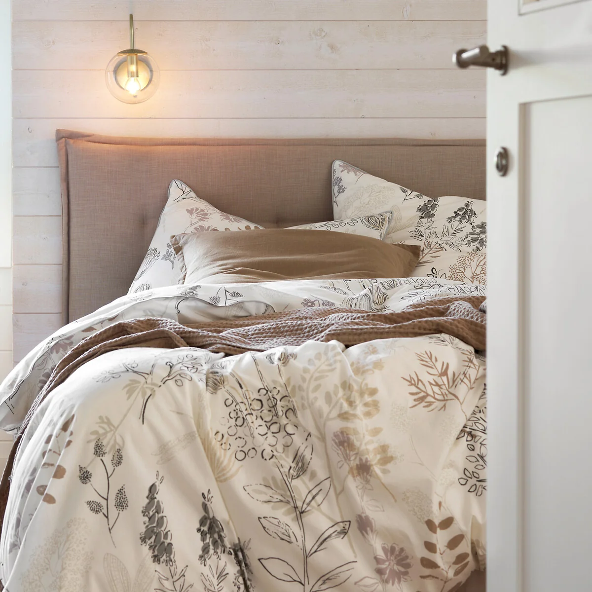 Romarin Floral 100% Cotton Pillowcase – image 3