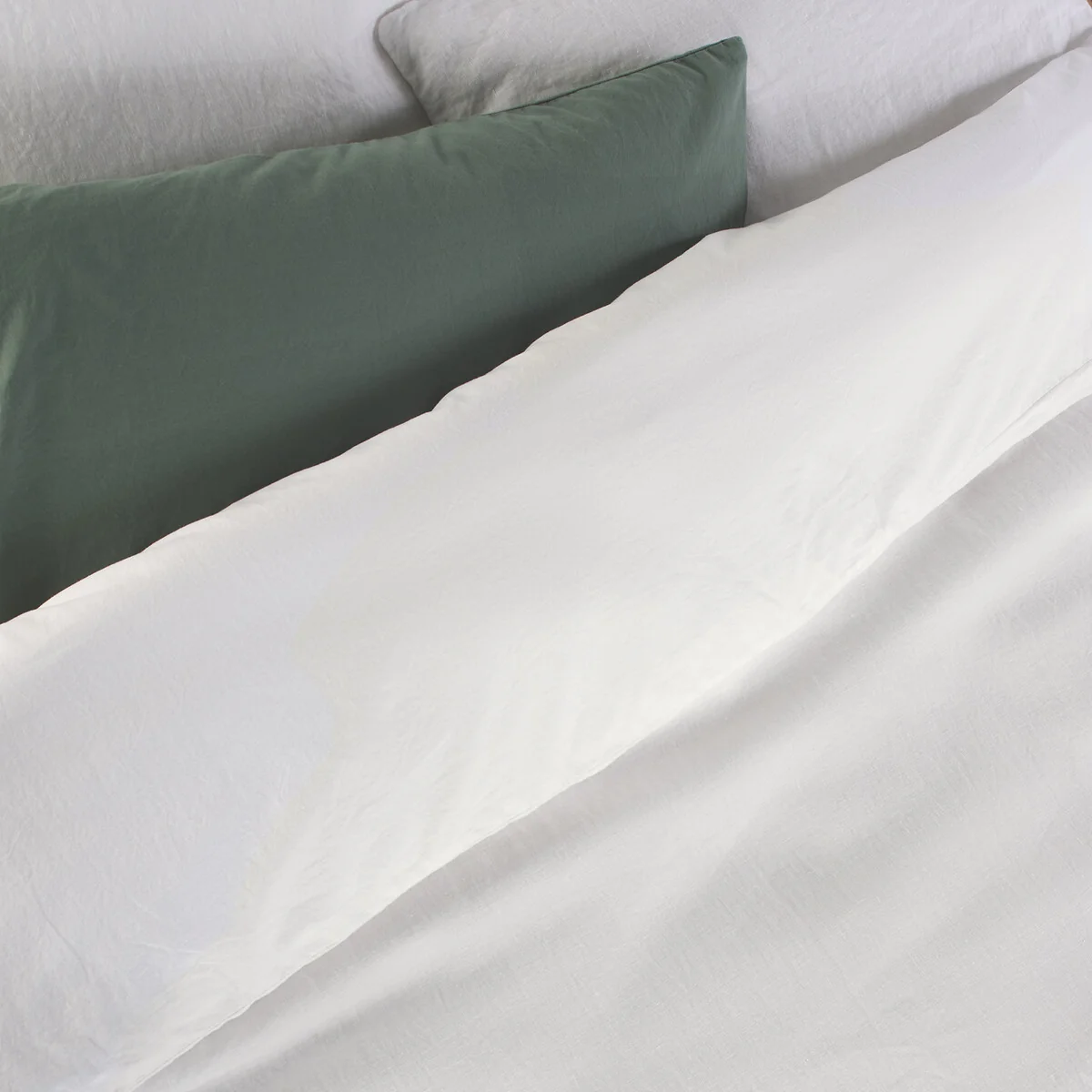 Annaba Two-Sided Washed Linen and Cotton Pillowcase – image 3