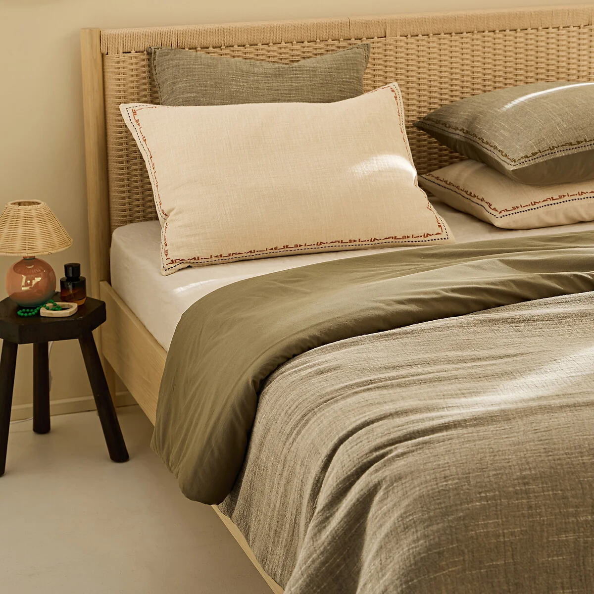 Thesari Linen and Cotton Muslin Two-Sided Pillowcase – image 3