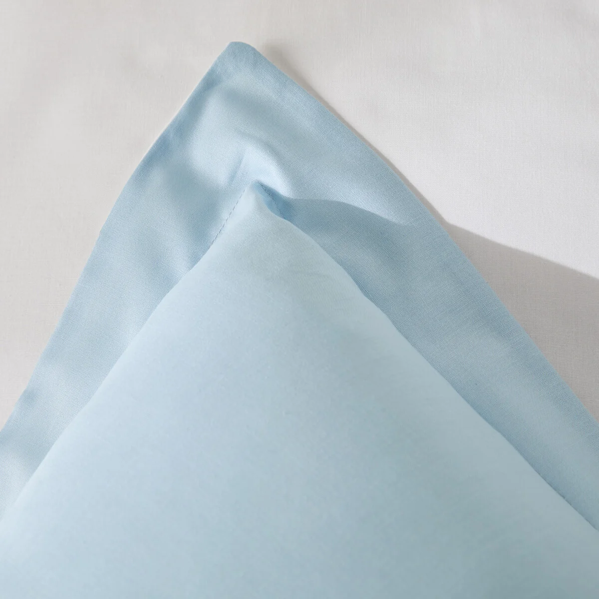 Two-Tone Cotton Pillowcase – image 4