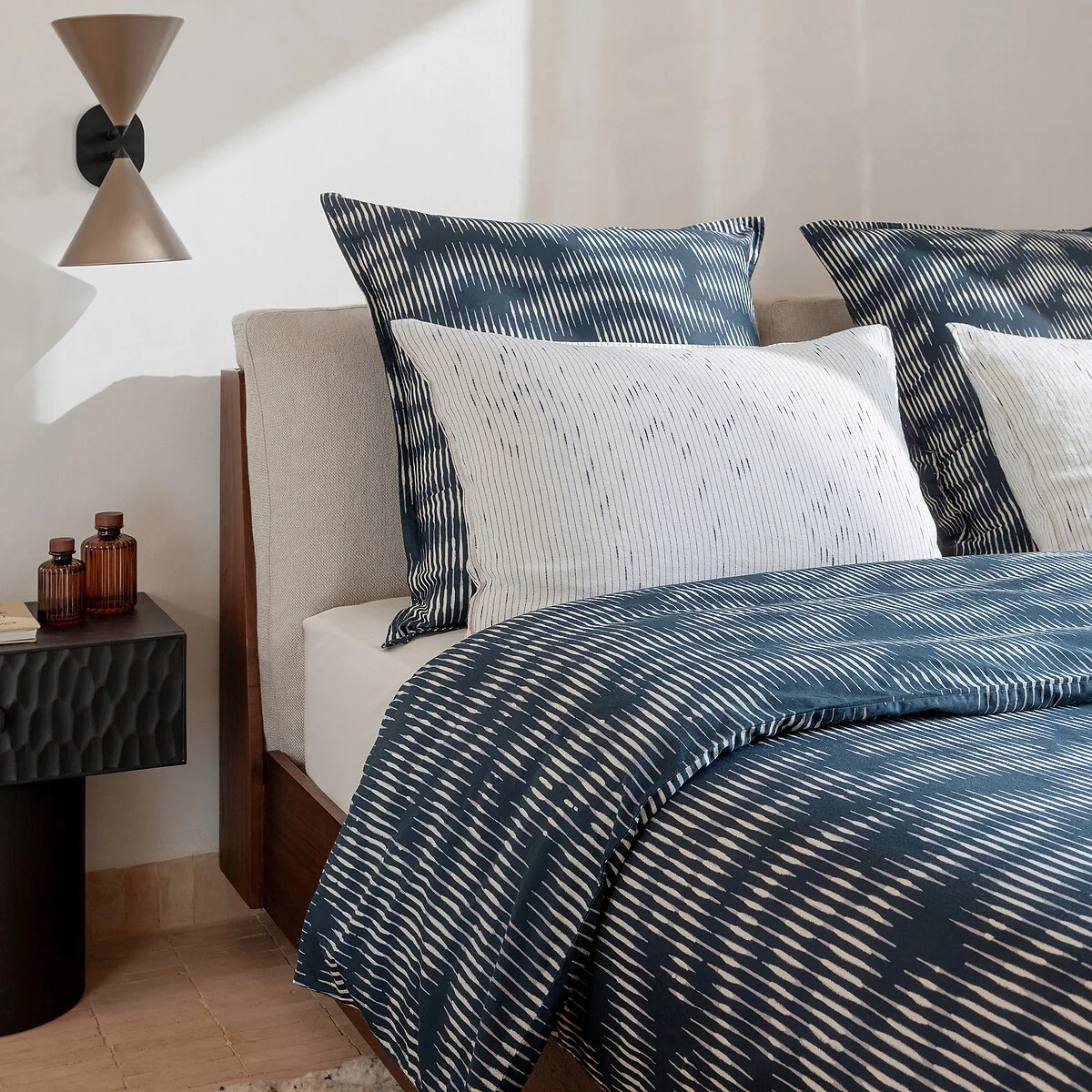Vittore Washed Cotton Satin Pillowcase – image 2