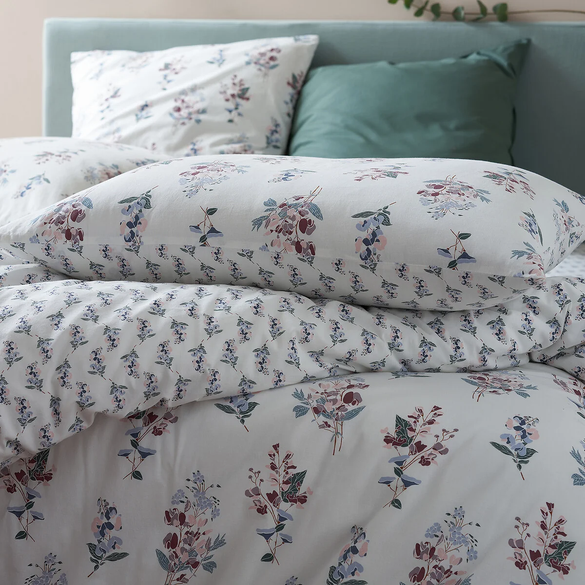 Jeanne Floral 100% Washed Cotton Pillowcase – image 3