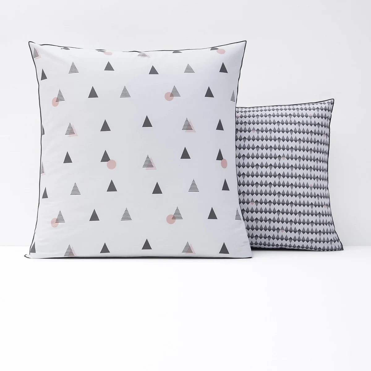 Digna Geometric 100% Cotton Percale 180 Thread Count Pillowcase – image 1