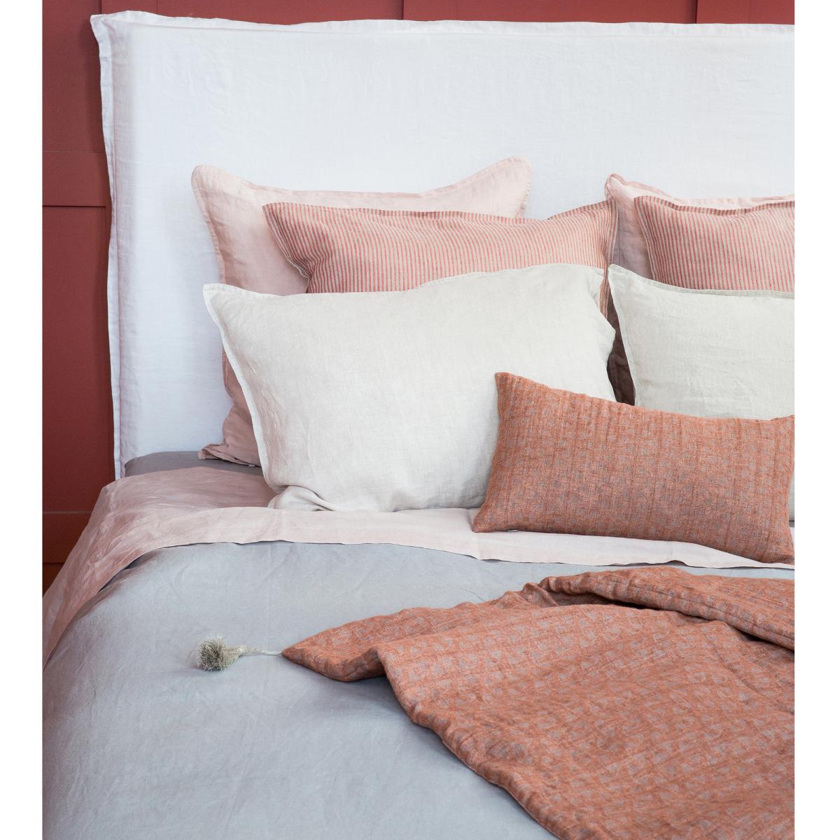 Anuman Linen Pillowcase – image 5