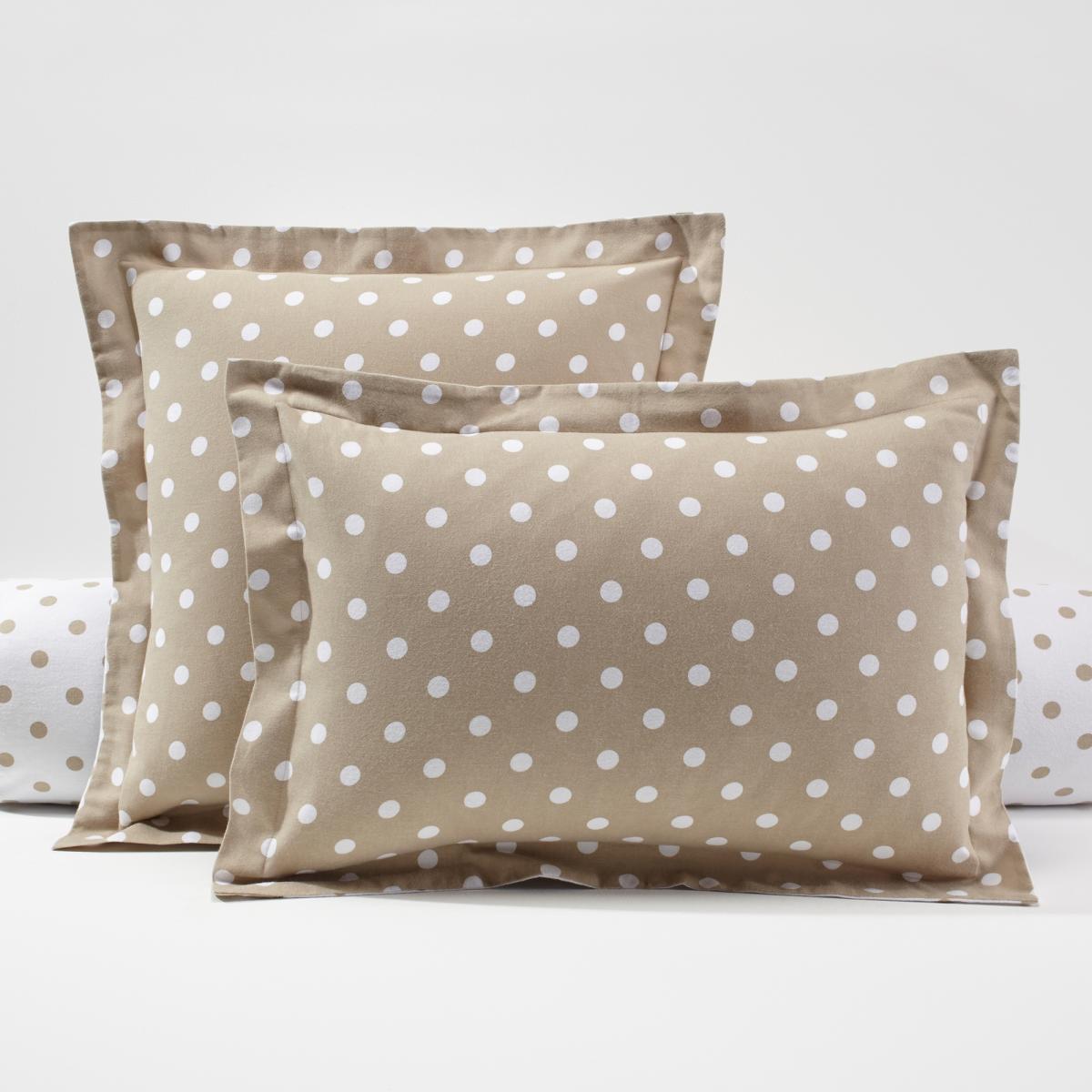 Clarisse Flannel Pillowcase in Polka Dot Print – image 1