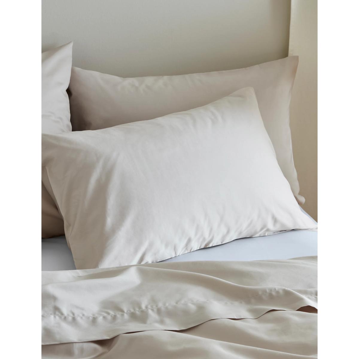 Bedfolk 2 Pack Pure Cotton Sateen Luxe Pillowcases - White, White – image 2