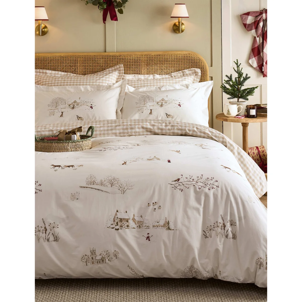 Sophie Allport Set of 2 Winter Scene Pillowcases Cream Mix – image 2