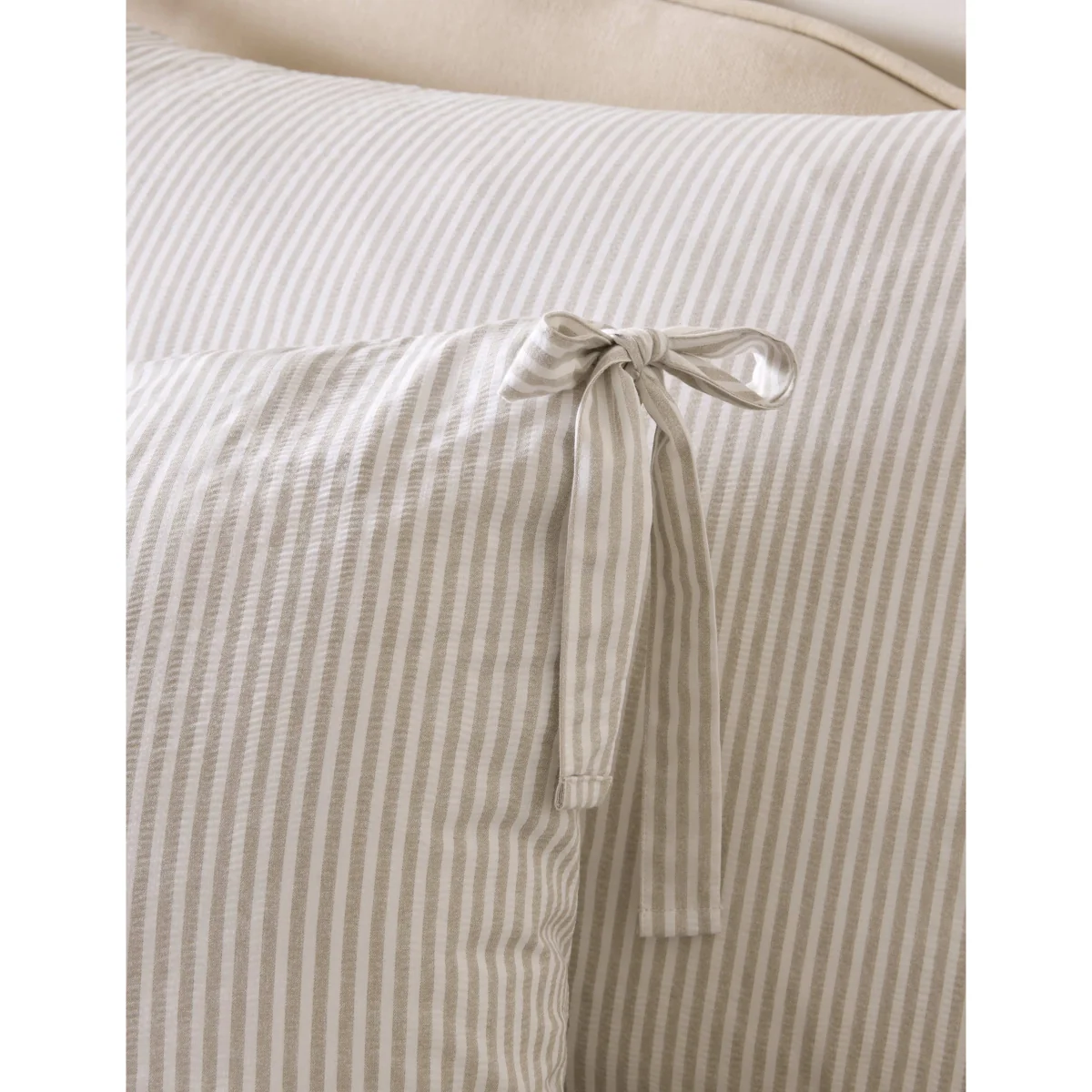 Laura Ashley 2 Pack Cotton Rich Cornish Stripe Pillowcases Oatmeal Mix – image 2