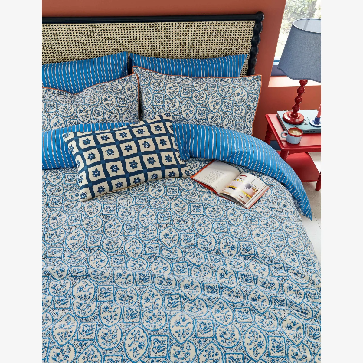 LAND & SHORE 2 Pack Pure Cotton Portrait Stripe Piilowcases Blue Mix – image 1
