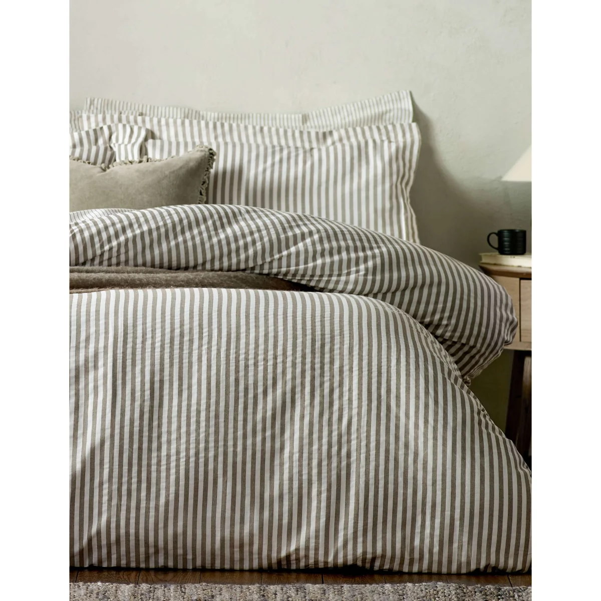 YARD 2 Pack Pure Cotton Hebden Stripe Pillowcases Grey Mix – image 3