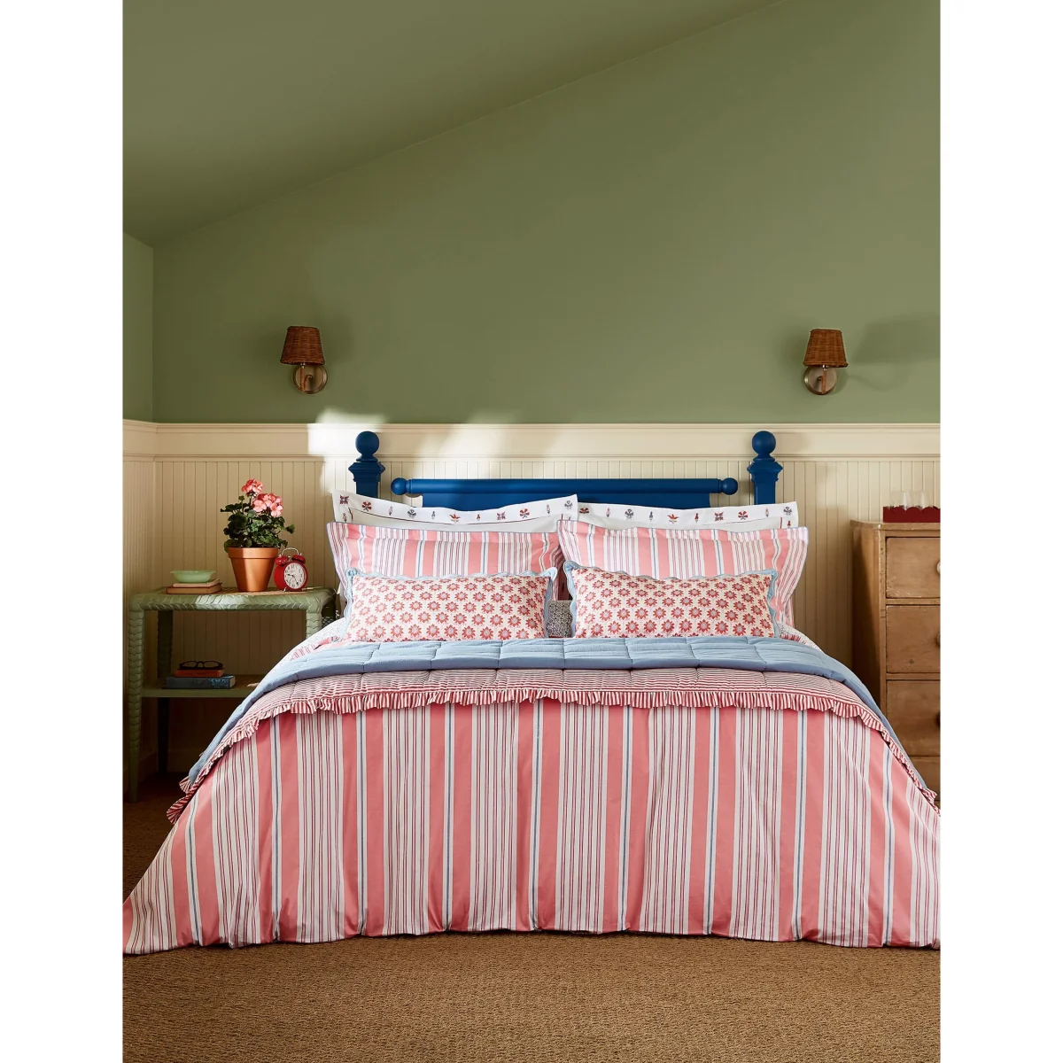 Joules 2 Pack Siesta to Fiesta Oxford Pillowcases White Mix – image 5