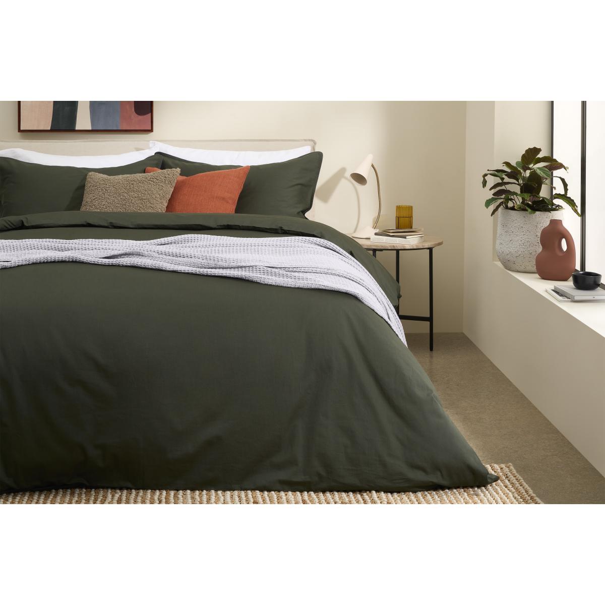 Hylia 100% Washed Cotton Sateen Duvet Cover + 2 Pillowcases, Super King, Forest Green – image 3