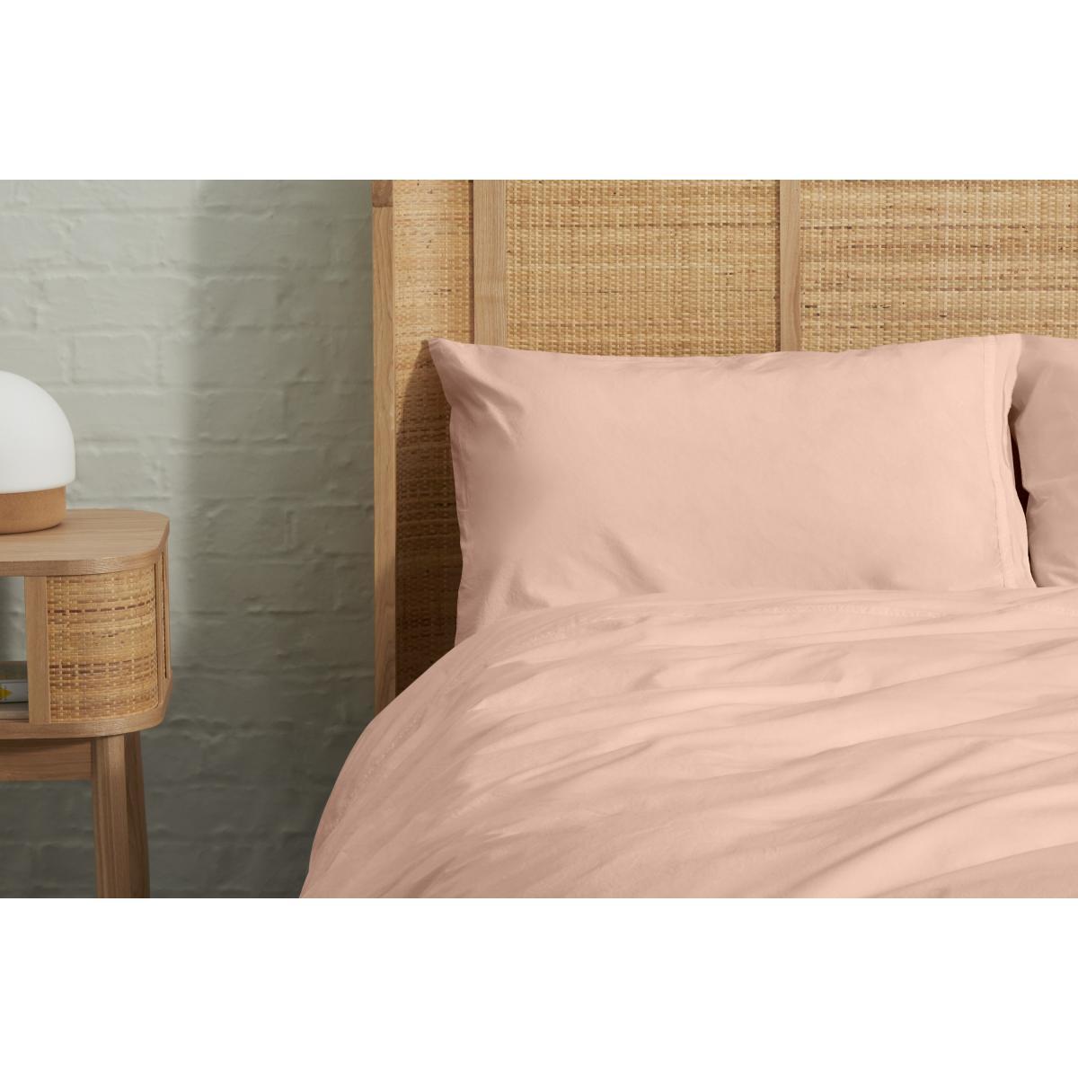 Zana Organic Cotton Stonewashed Pair Of Pillowcases, Plaster Pink – image 3