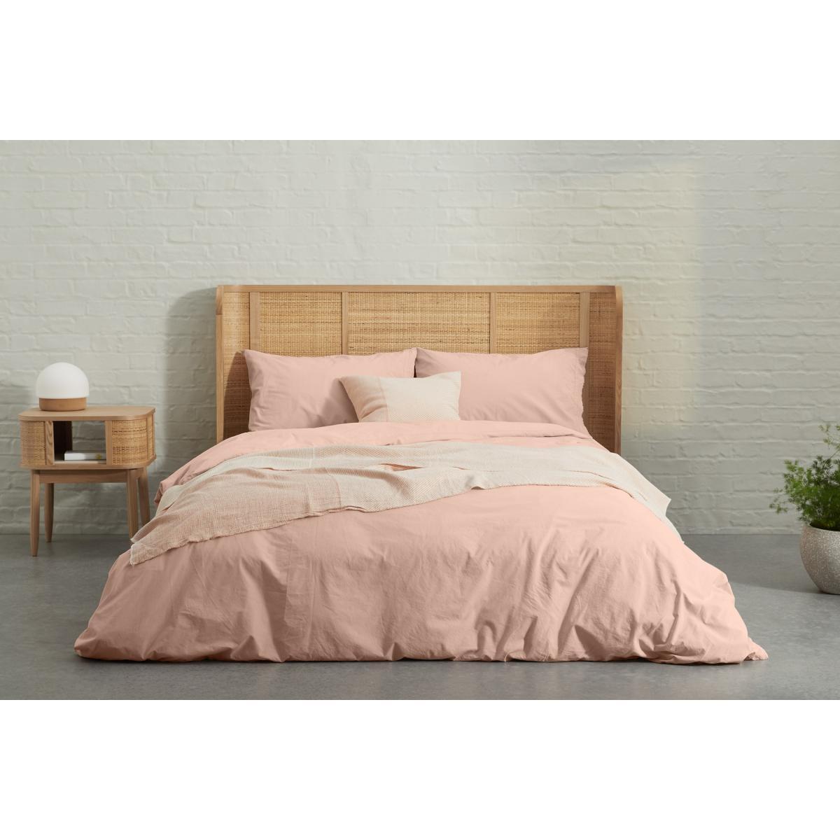Zana Organic Cotton Stonewashed Pair Of Pillowcases, Plaster Pink – image 4