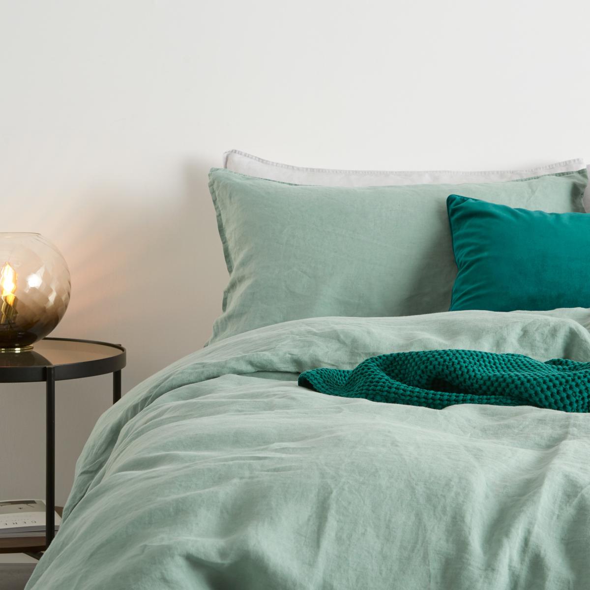 Brisa Linen Duvet Cover + 2 Pillowcases Double, Soft Green – image 9