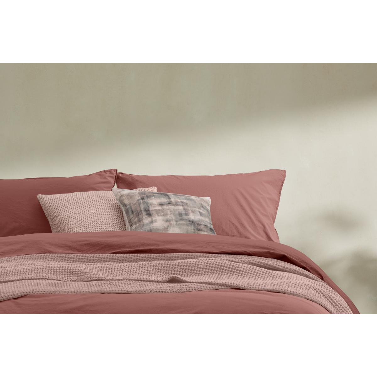 Alexia 100% Stonewashed Cotton Duvet Cover + 2 Pillowcases, King Size, Dark Rose – image 4
