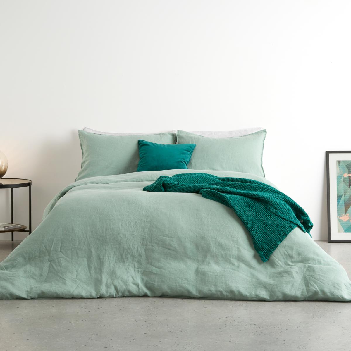 Brisa Linen Duvet Cover + 2 Pillowcases King Size, Soft Green – image 8