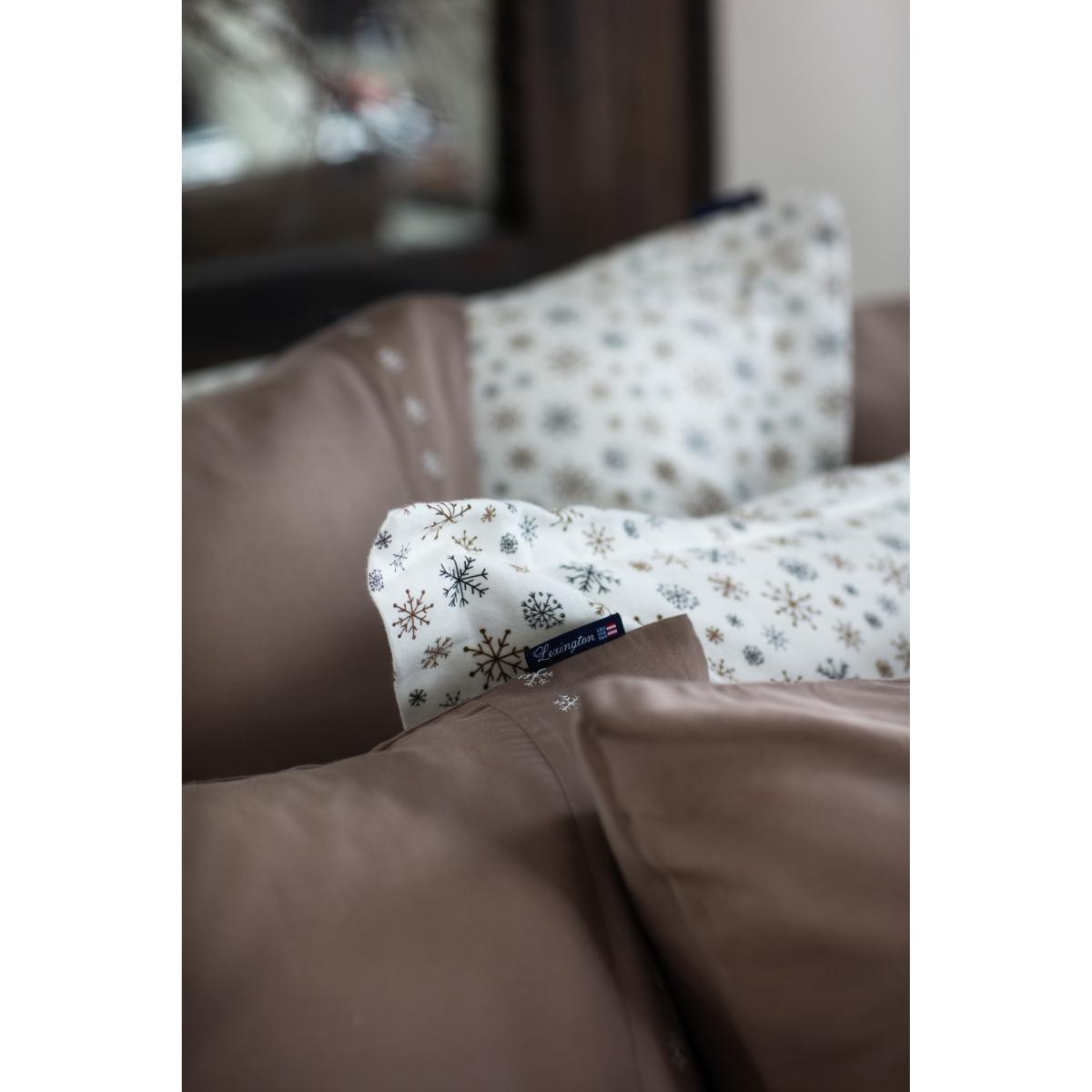 Snowflake Printed Flannel pillowcase 65x65 cm White-beige-gray – image 3