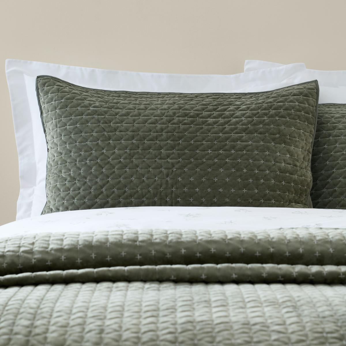 Bianca Attica Velvet Pillowsham Pair - Green – image 4